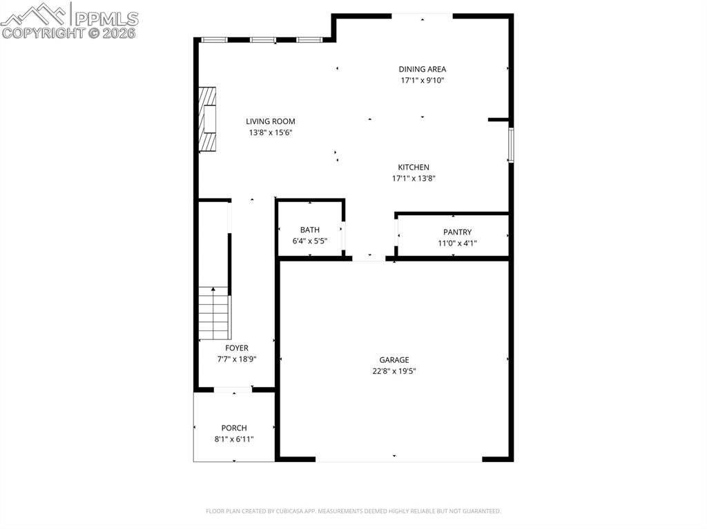 Image 42 of 44: Garage