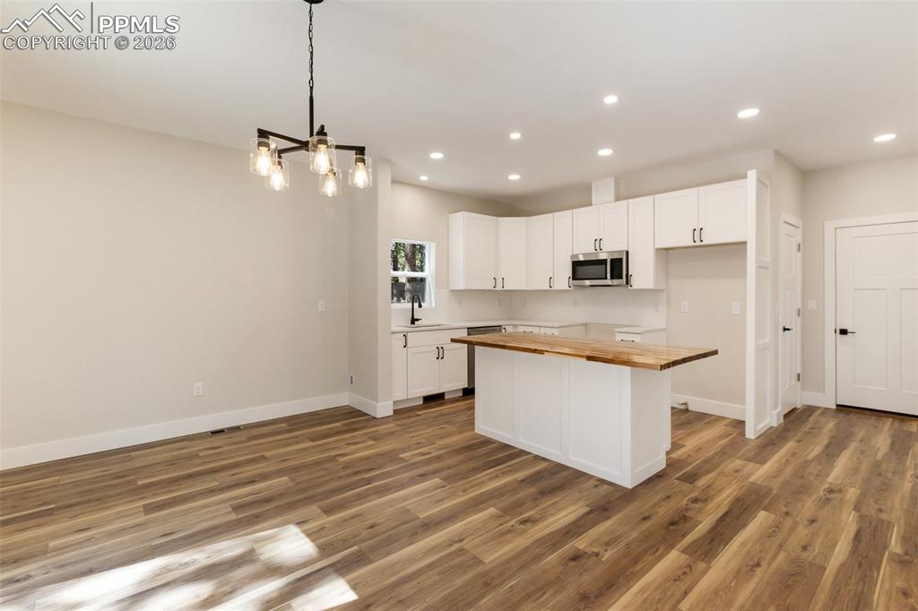 Image 8 of 44: Gas Fire Place