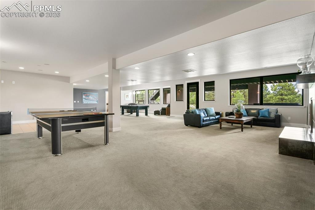 Image 32 of 50: Game Room