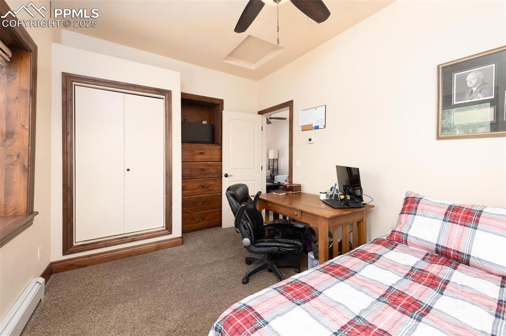 Image 11 of 20: Bedroom