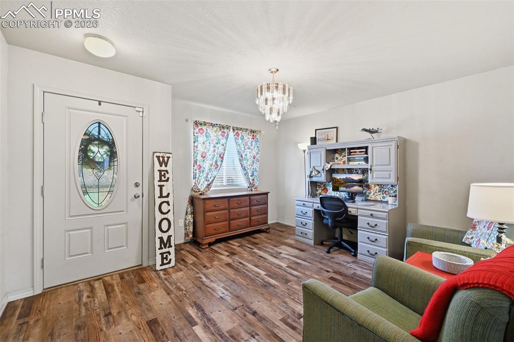 Image 10 of 34: Entry