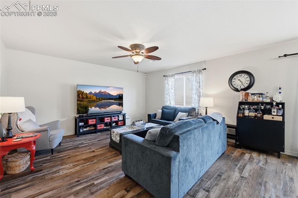 Image 13 of 34: Living Room