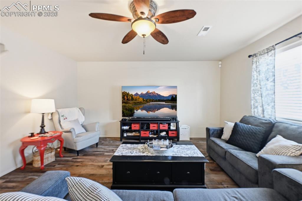 Image 15 of 34: Living Room