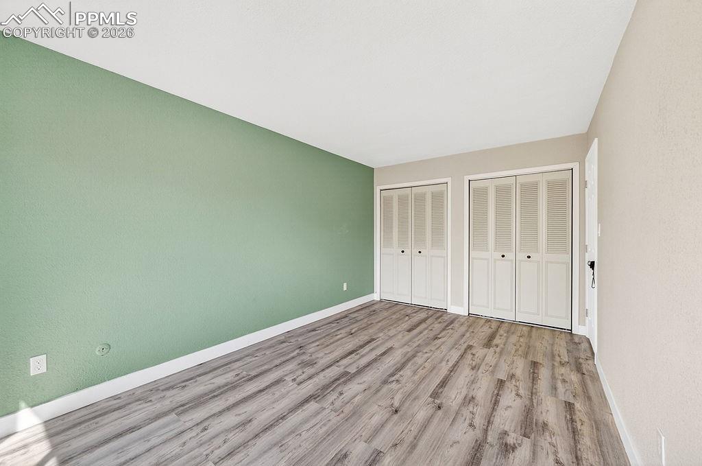 Image 24 of 49: Bedroom