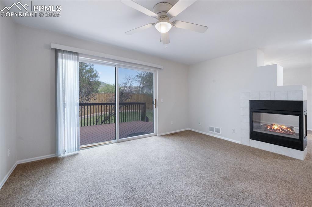 Image 5 of 36: Living Room