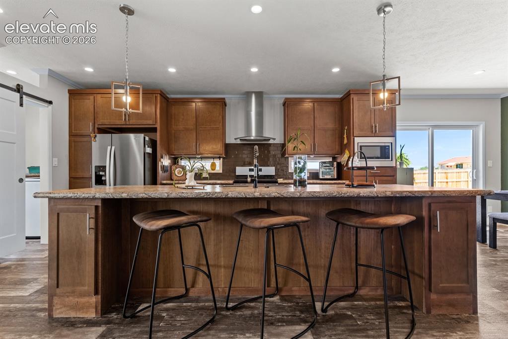 Image 12 of 38: Kitchen