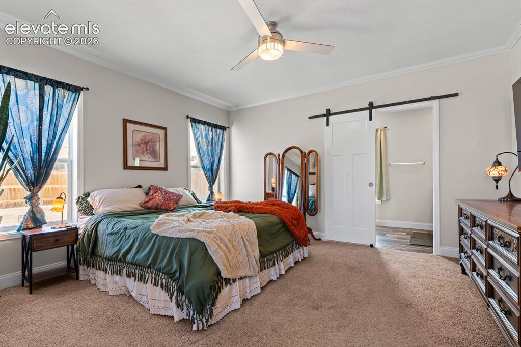 Image 15 of 38: Bedroom