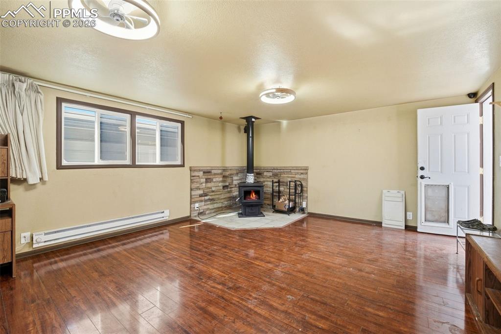 Image 13 of 48: Living Room