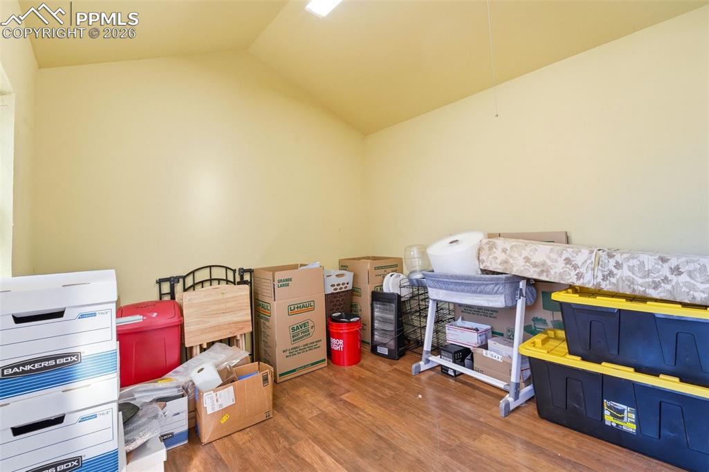 Image 17 of 48: Storage