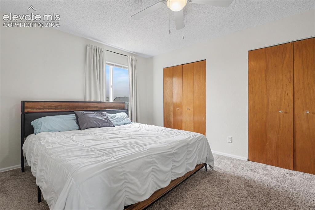 Image 12 of 36: Bedroom