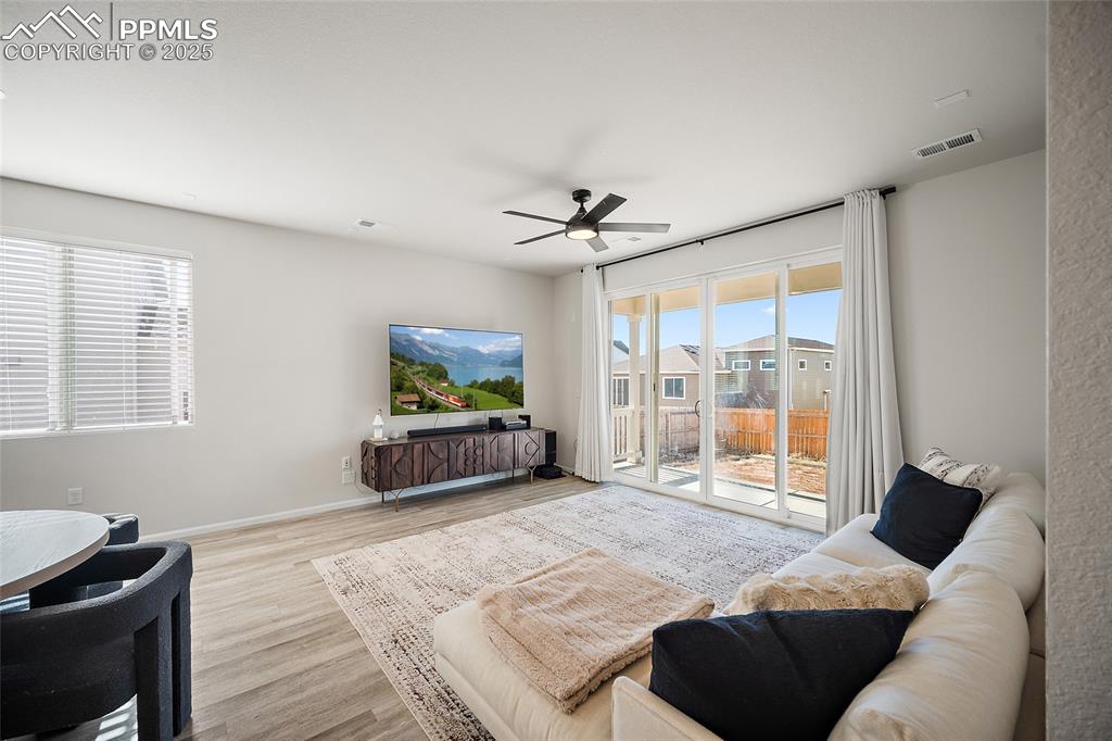 Image 15 of 48: Living Room