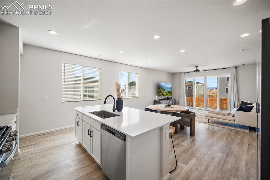 Image 6 of 48: Kitchen