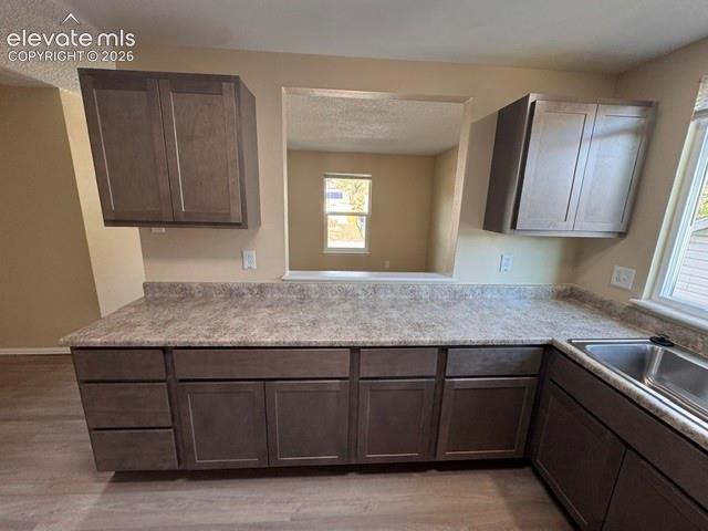 Image 10 of 34: Kitchen