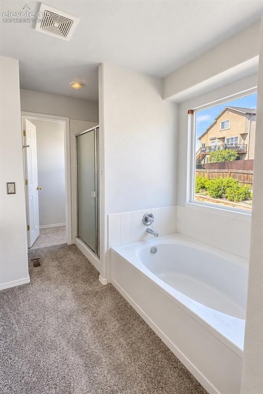 Image 15 of 32: Primary 5-piece Bathroom