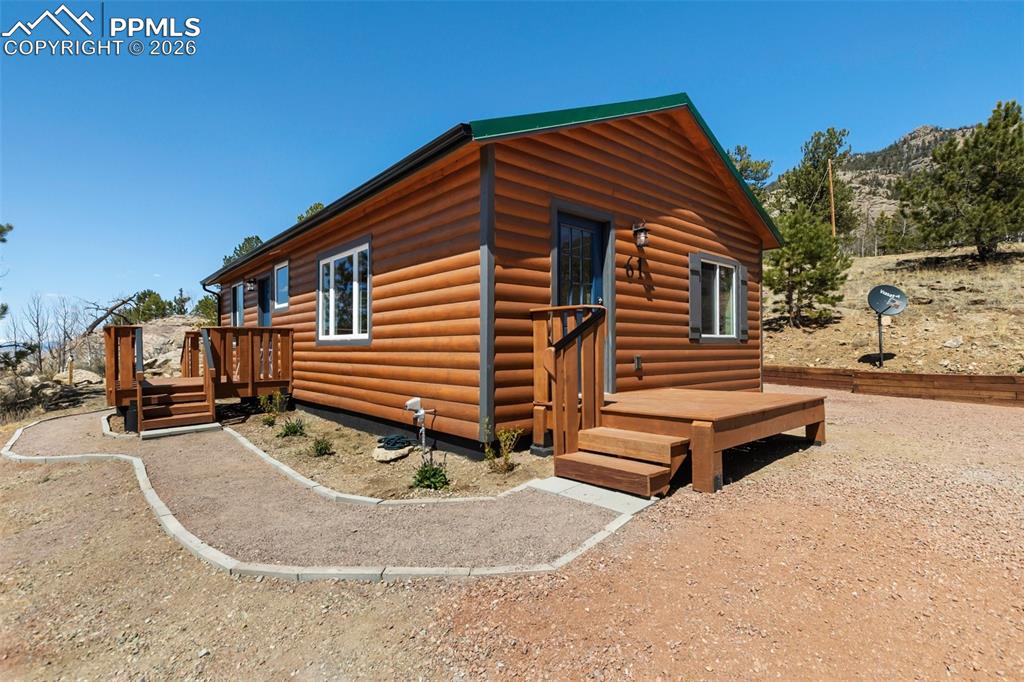 Image 2 of 44: Side of Structure