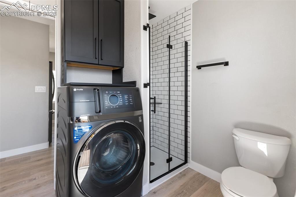 Image 22 of 44: Laundry