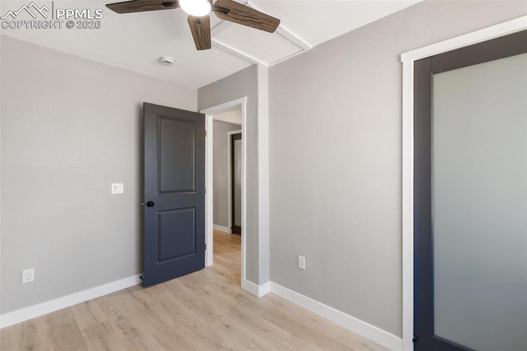 Image 30 of 44: Bedroom