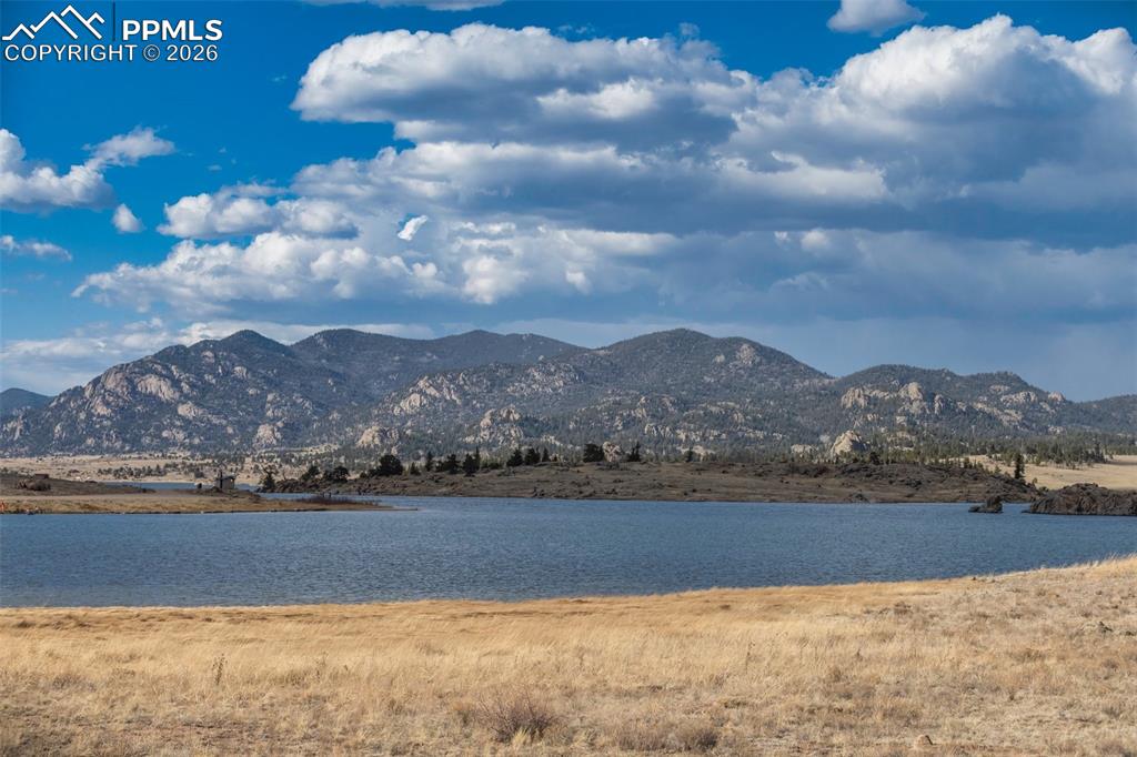 Image 43 of 44: Lake