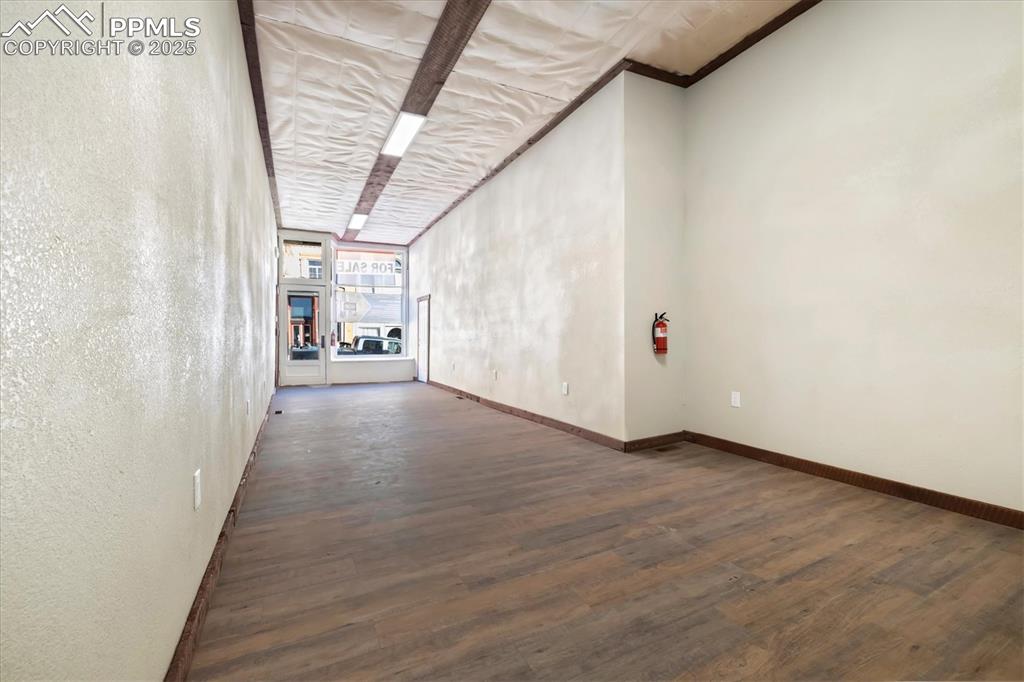 Image 17 of 43: Unit 312