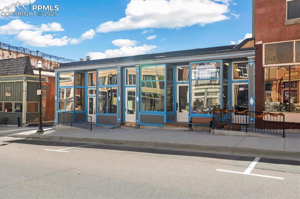 Image 4 of 43: Front of Structure