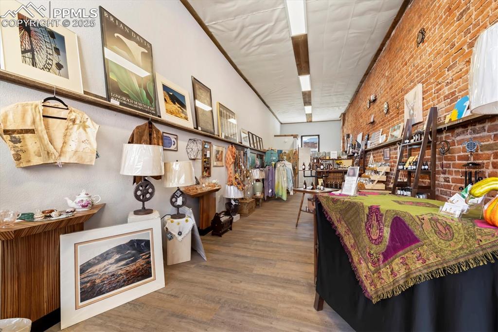 Image 6 of 43: Unit 314