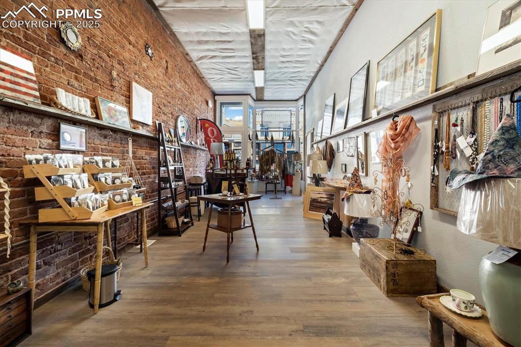 Image 8 of 43: Unit 314