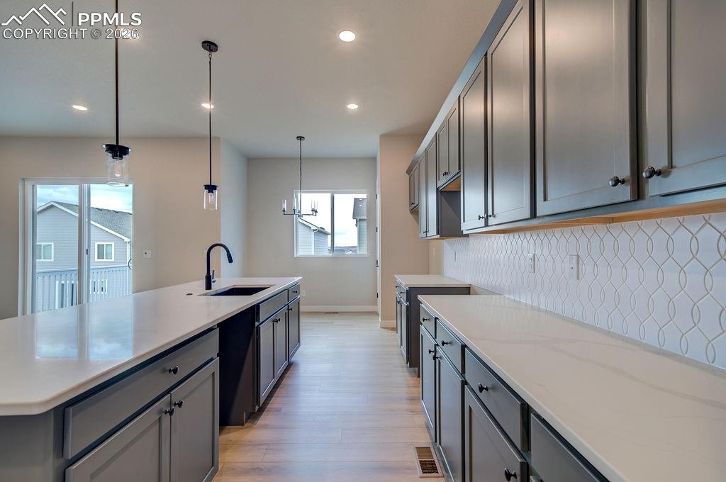 Image 10 of 37: Kitchen