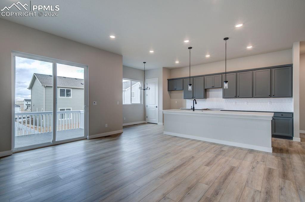 Image 15 of 37: Kitchen