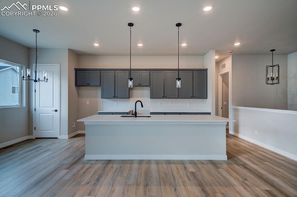 Image 18 of 37: Kitchen