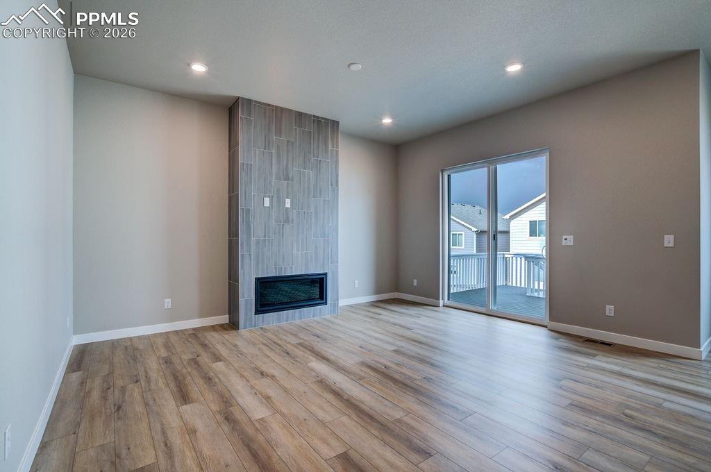 Image 21 of 37: Living Room