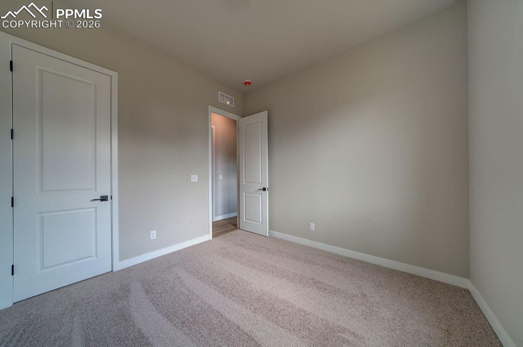 Image 37 of 37: Bedroom