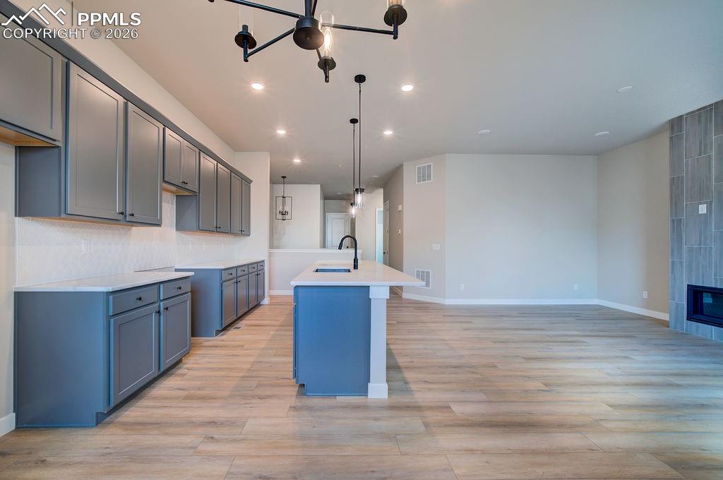 Image 8 of 37: Kitchen