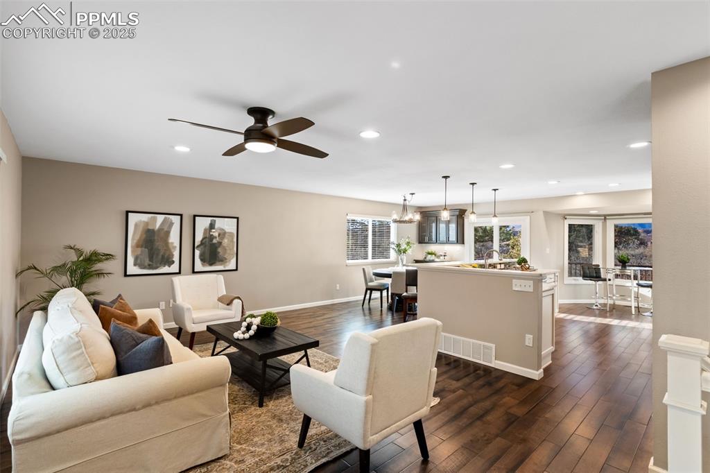 Image 3 of 40: Living Room