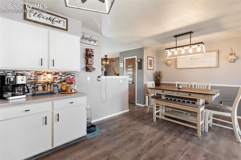 Image 14 of 36: Kitchen