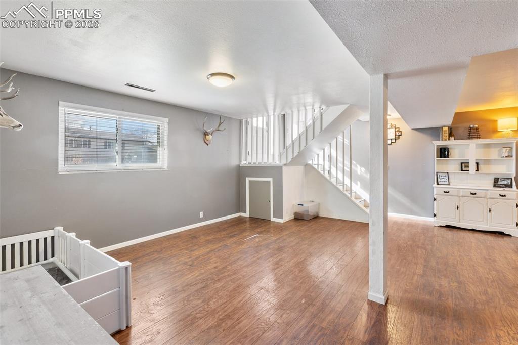 Image 26 of 36: Family Room