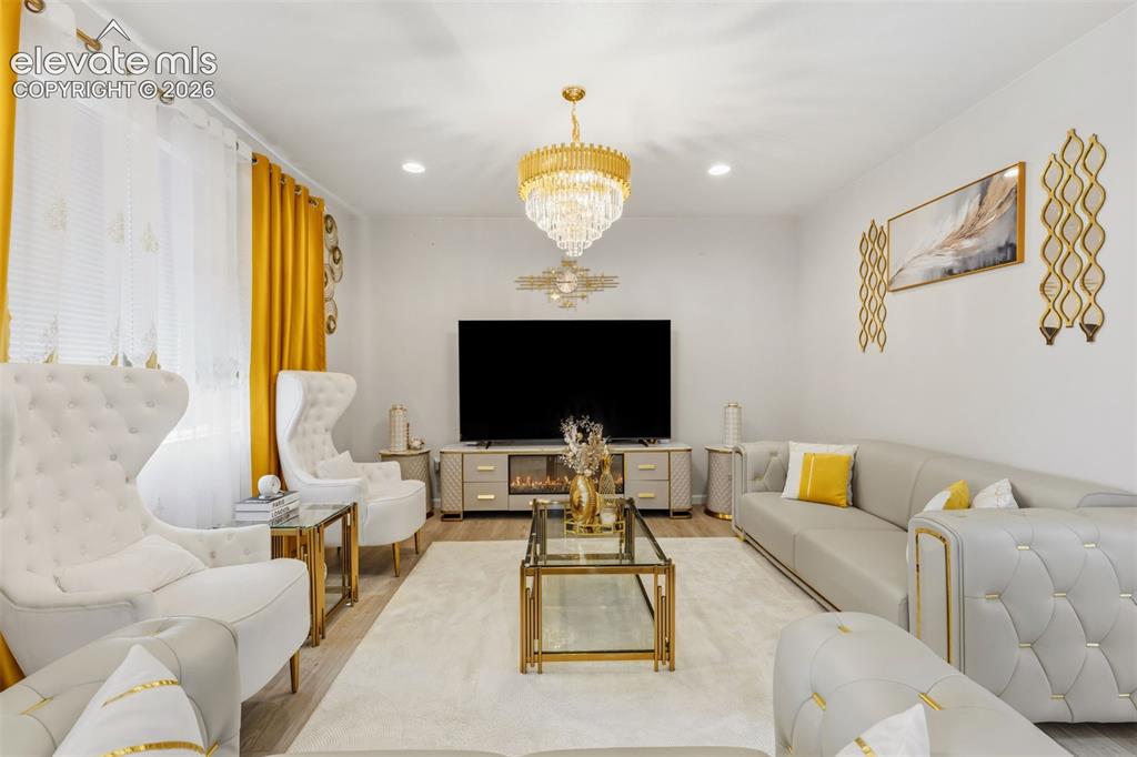 Image 6 of 28: Living Room