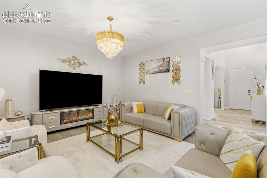 Image 7 of 28: Living Room