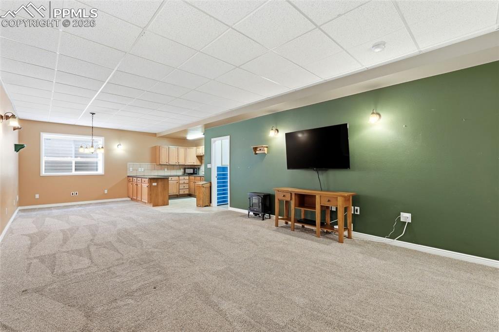 Image 35 of 50: Family Room