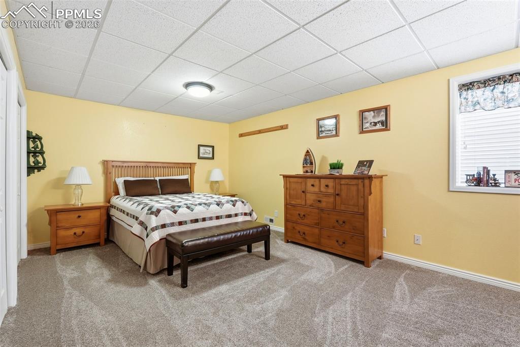 Image 42 of 50: Bedroom