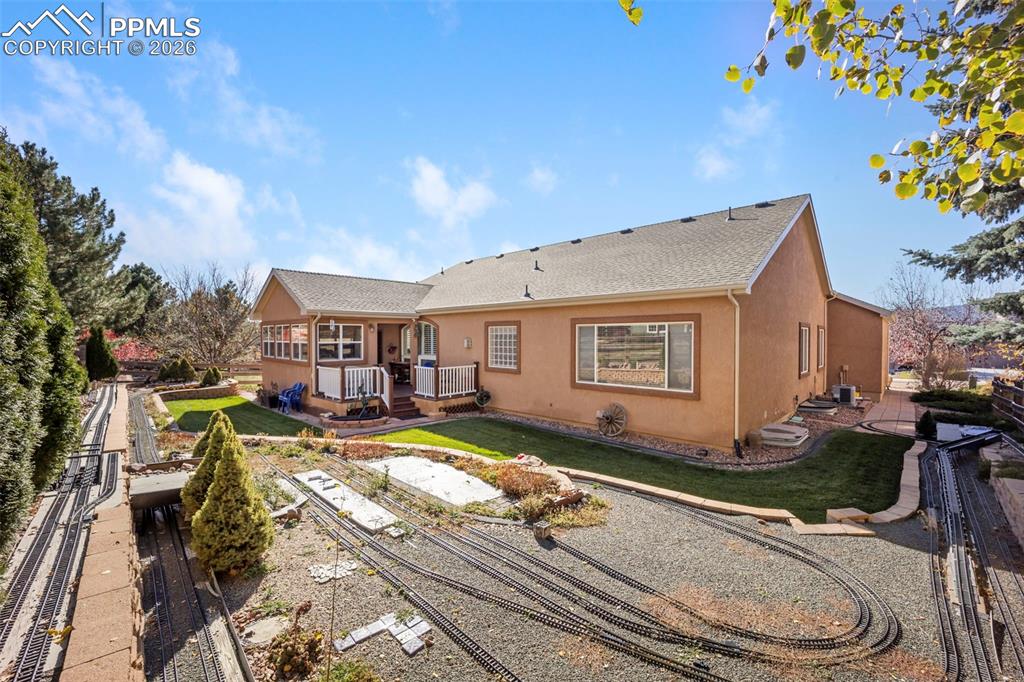 Image 45 of 50: Side of Structure