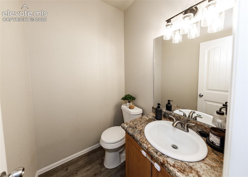 Image 17 of 48: Bathroom