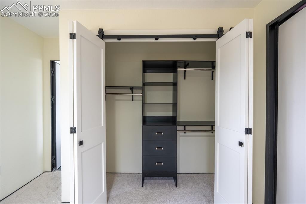 Image 9 of 21: Closet