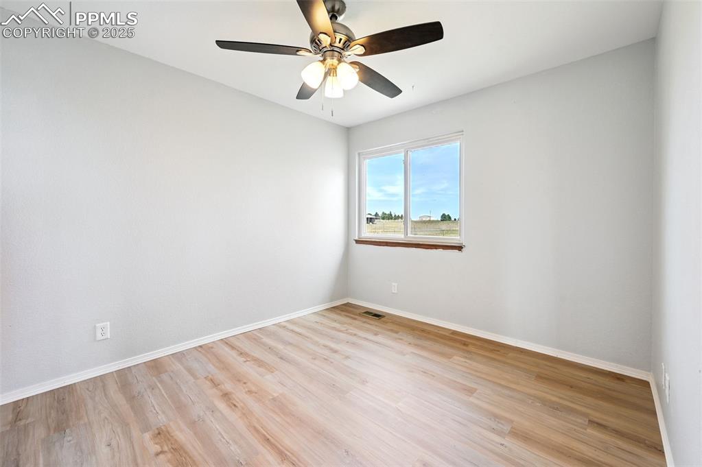 Image 14 of 50: Bedroom 2 Upstairs