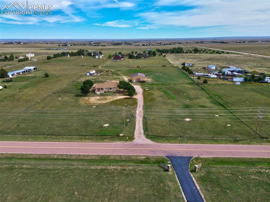 Image 4 of 50: View of rural area