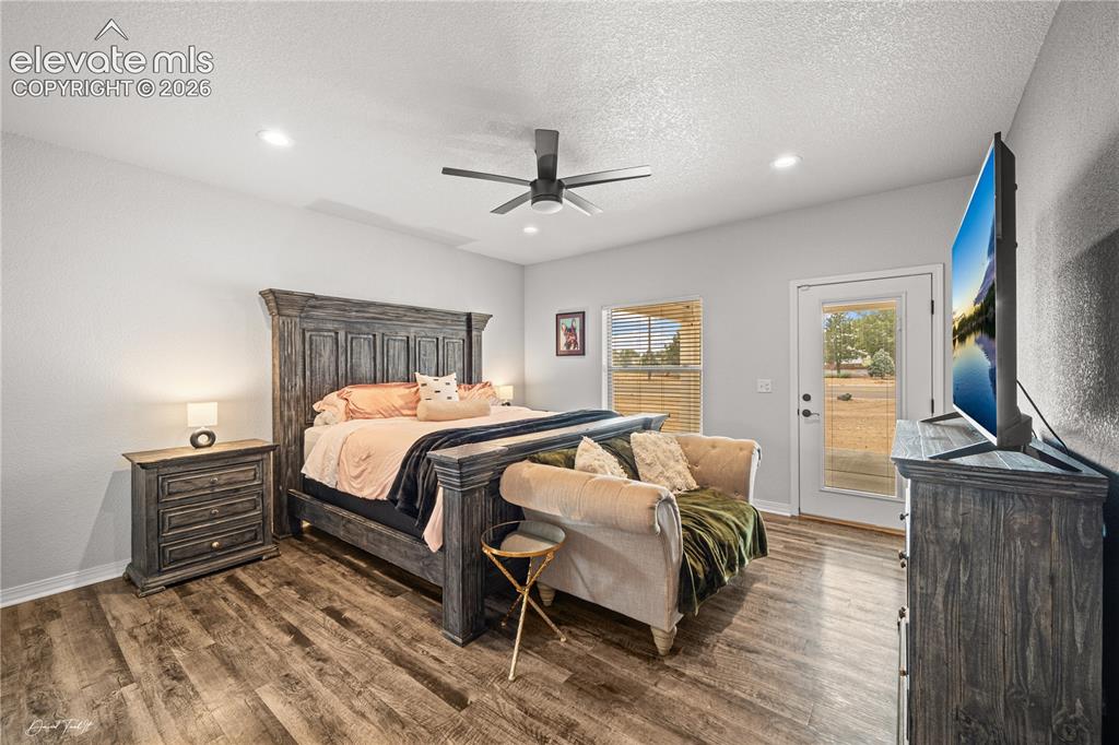 Image 10 of 24: Master Bedroom