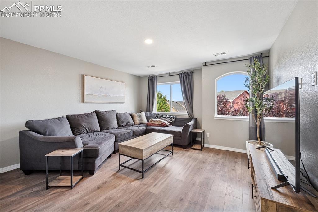 Image 15 of 34: Living Room