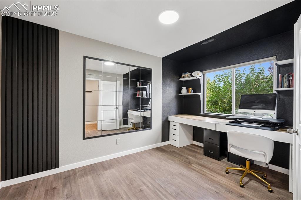 Image 4 of 34: Office