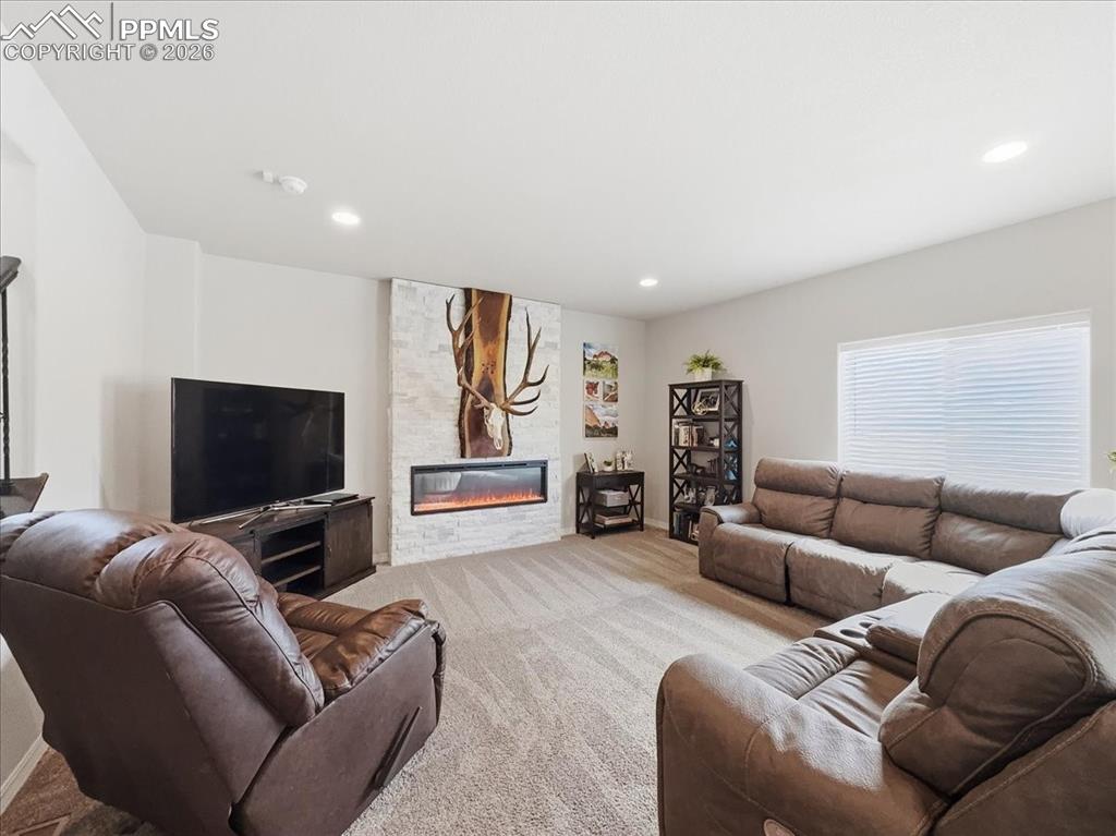 Image 13 of 46: Living Room