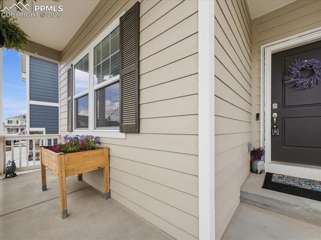 Image 6 of 46: Entry
