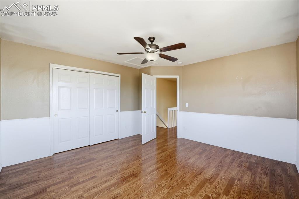 Image 16 of 29: Bedroom